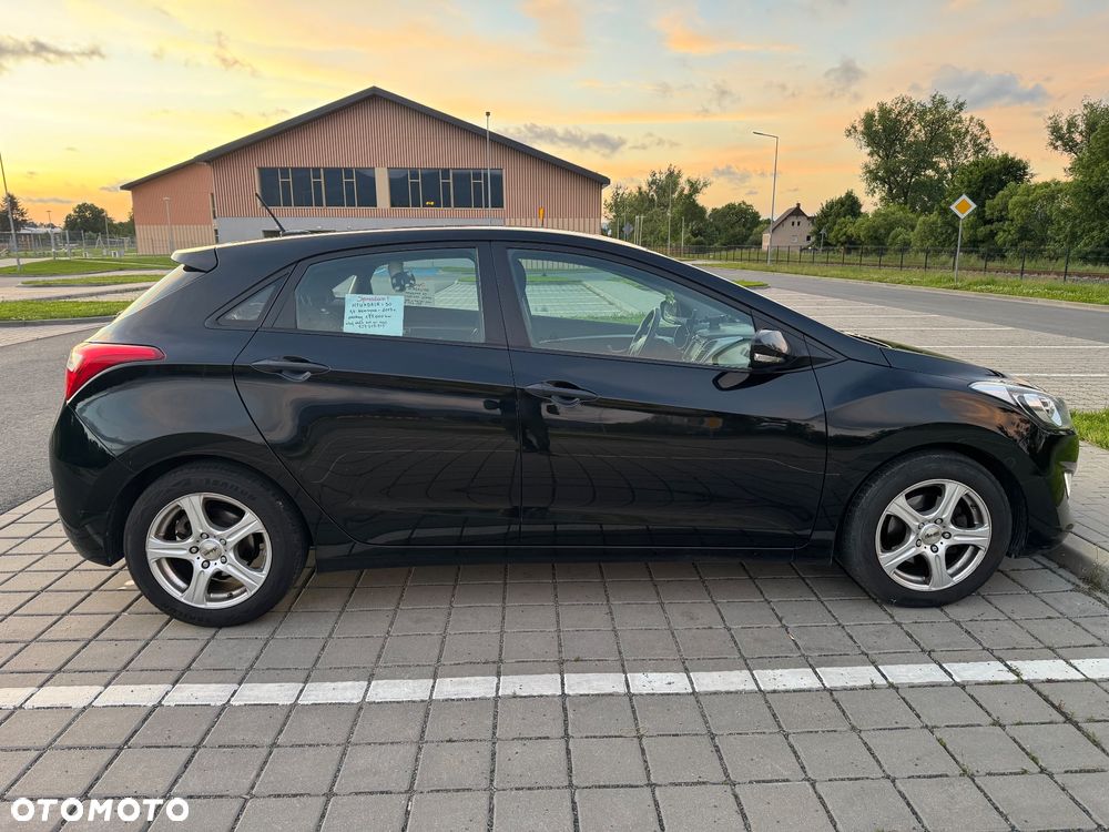 Hyundai i30 1.4 Comfort - 8