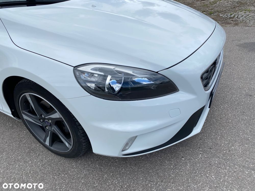 Volvo V40 D2 R Design - 29