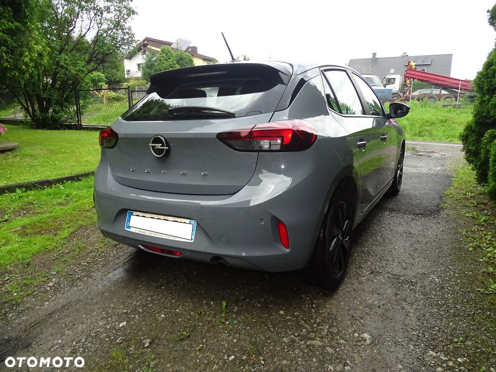 Opel Corsa 1.2 Direct Injection Turbo - 11