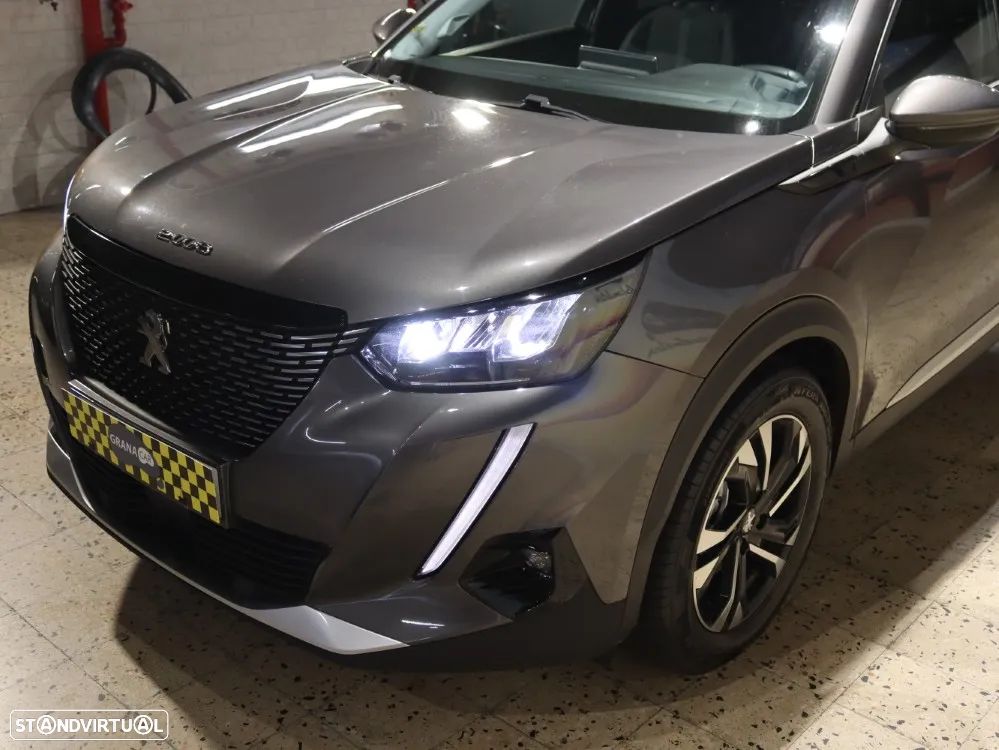 Peugeot 2008 1.2 PureTech Allure Pack - 39