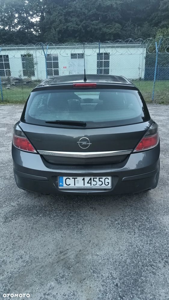 Opel Astra - 2