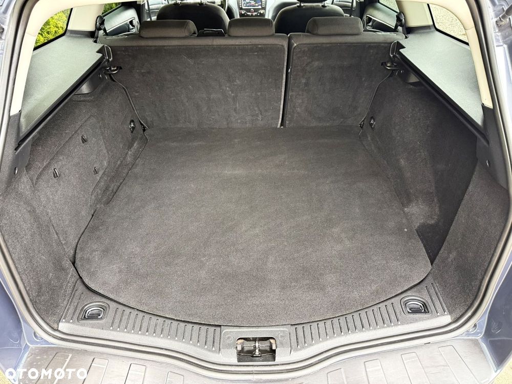 Ford Mondeo - 39