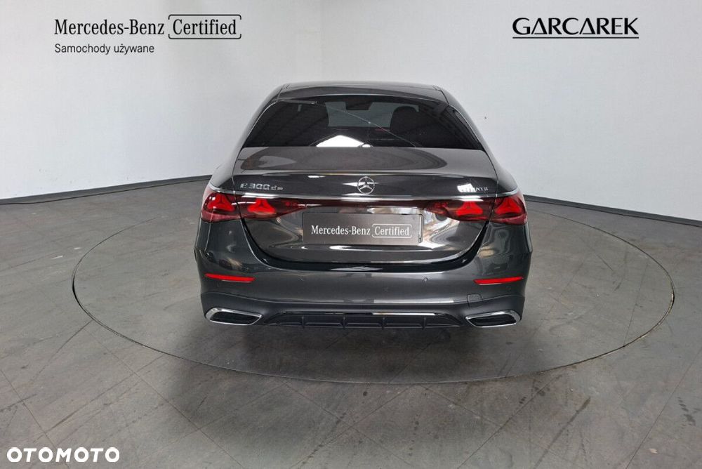 Mercedes-Benz Klasa E - 8