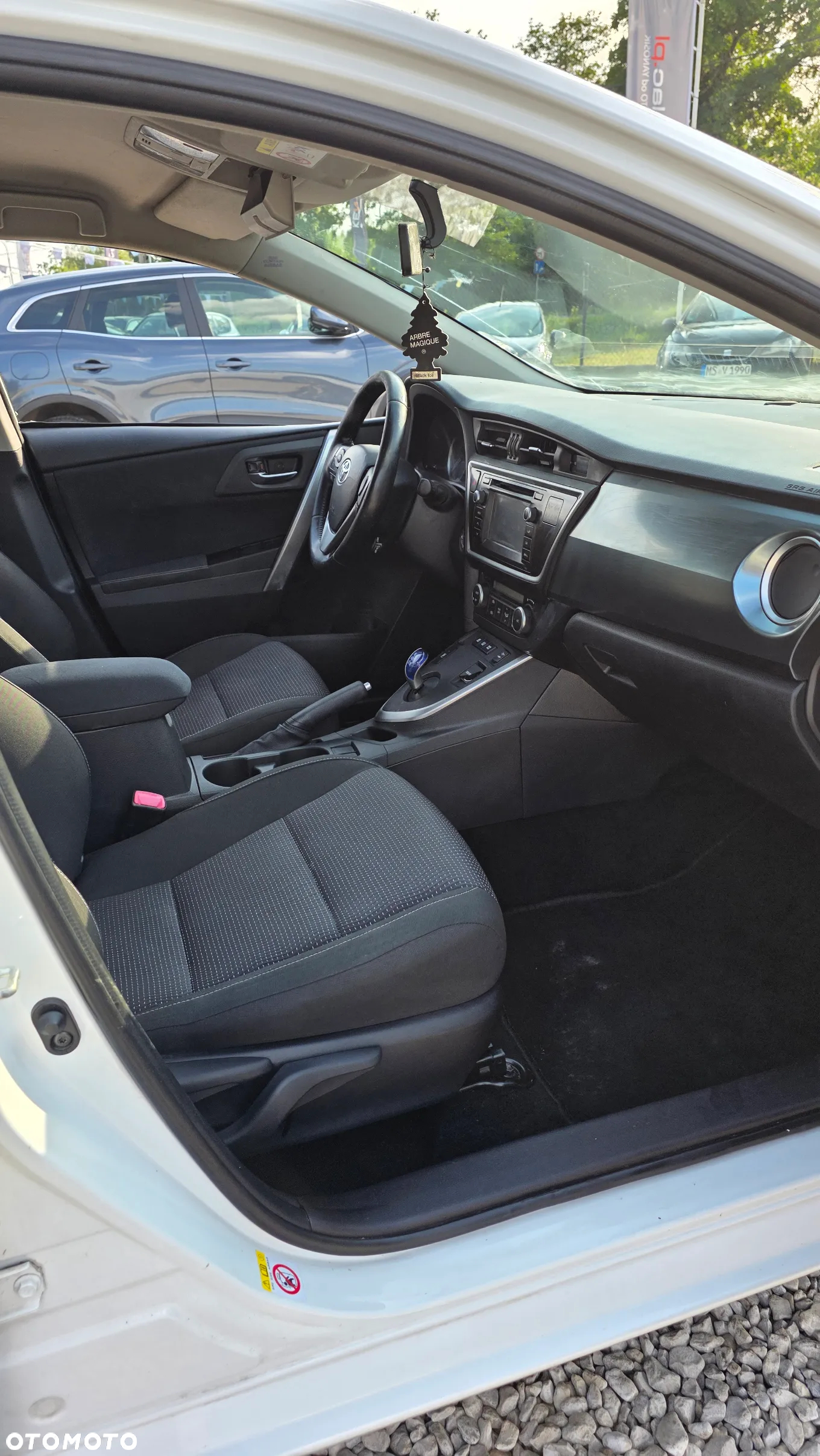 Toyota Auris 1.8 VVT-i Hybrid Automatik Comfort - 13