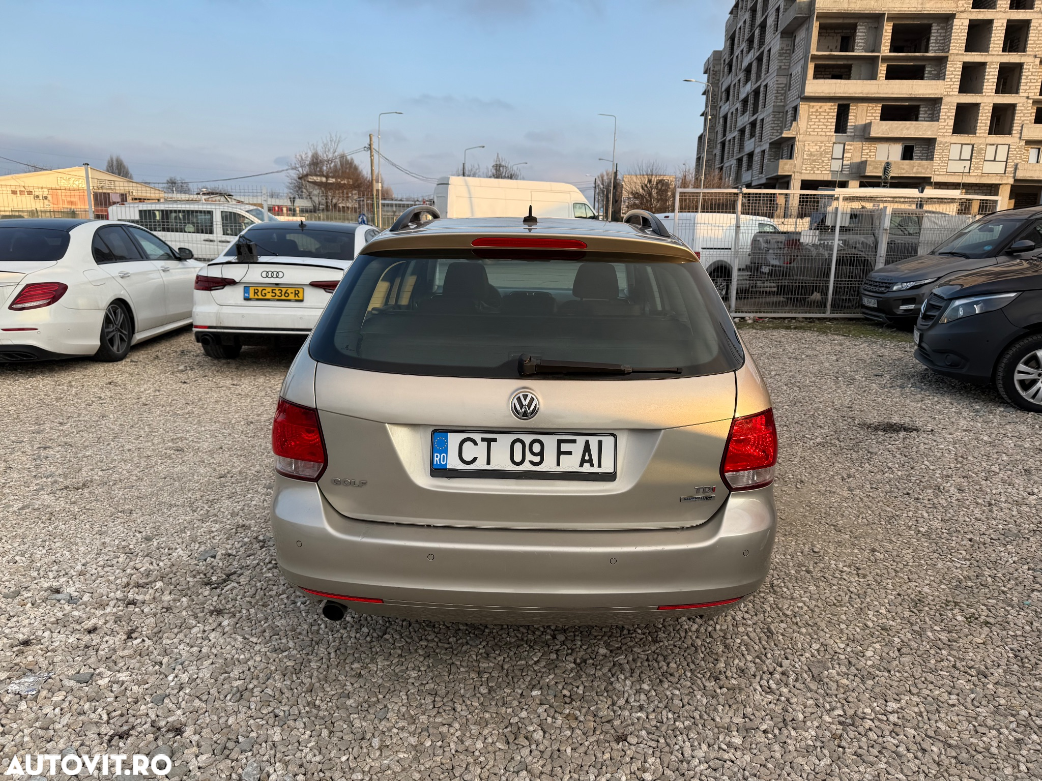 Volkswagen Golf Variant 1.6 TDI DPF Trendline - 9