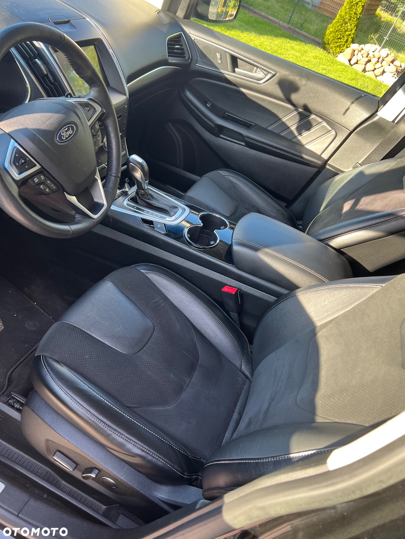 Ford Edge - 10