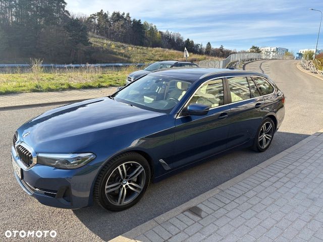 BMW Seria 5 520d xDrive Luxury Line sport - 1