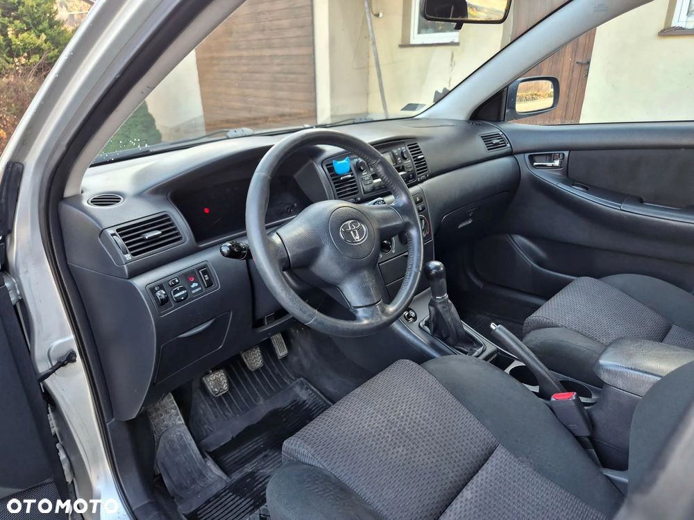 Toyota Corolla 1.4 D-4D Luna - 9