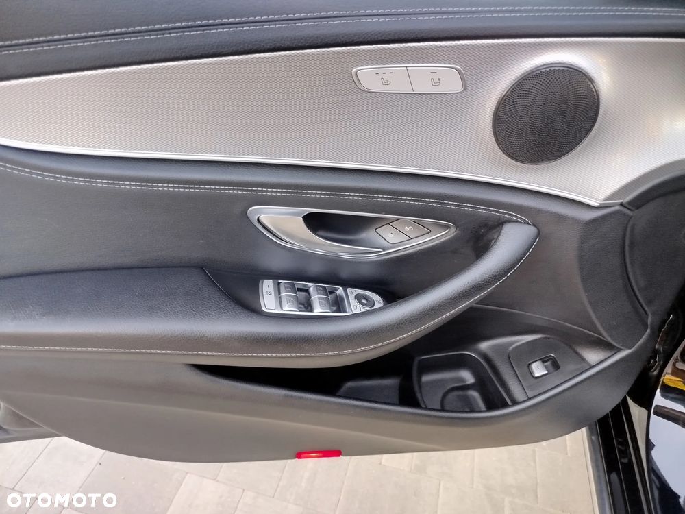 Mercedes-Benz Klasa E 220 d 4-Matic Business Edition 9G-TRONIC - 17