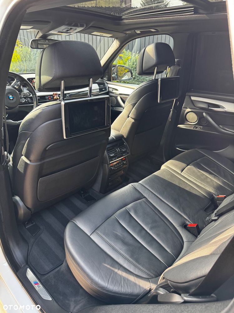 BMW X5 xDrive50i Sport-Aut - 20