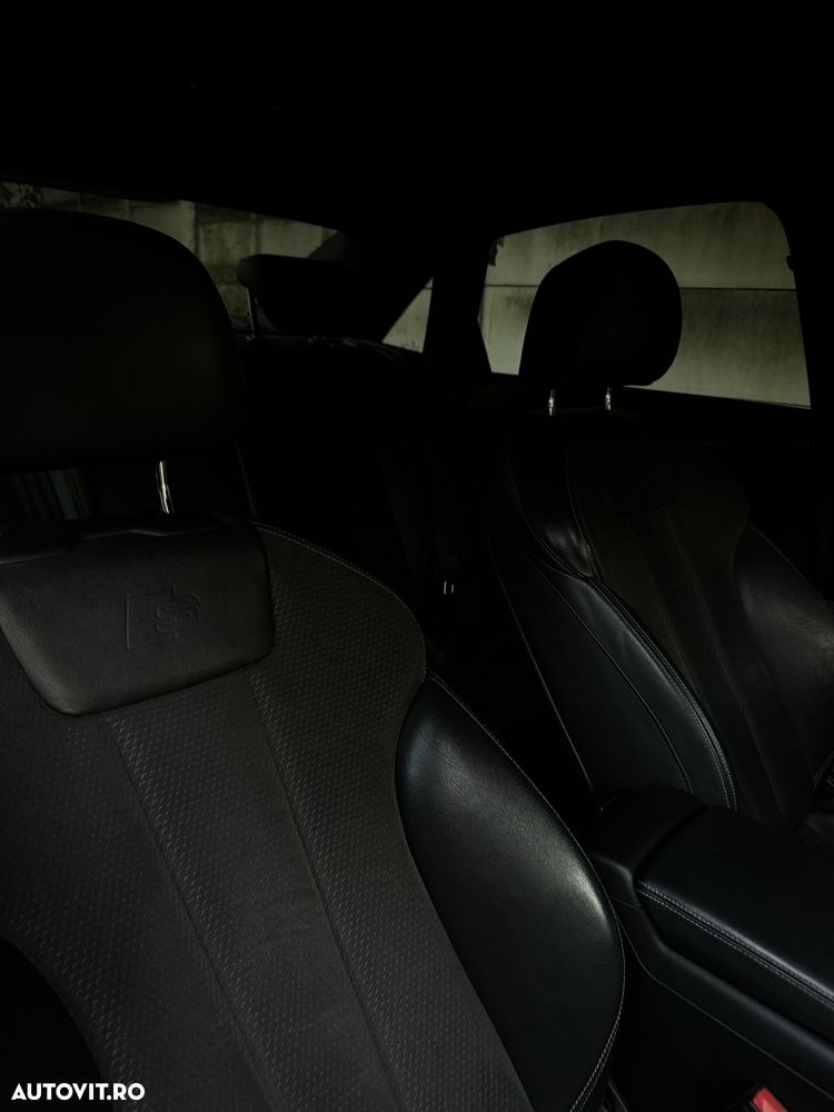 Audi A4 2.0 TDI quattro S tronic - 11