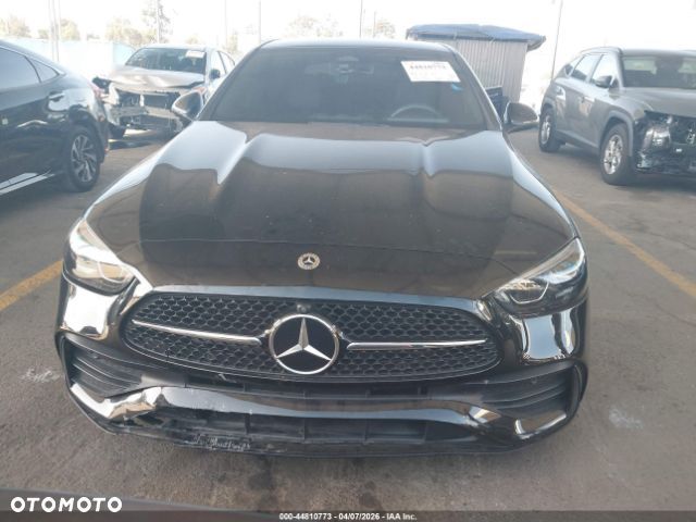 Mercedes-Benz Klasa C 300 9G-TRONIC AMG Line - 6