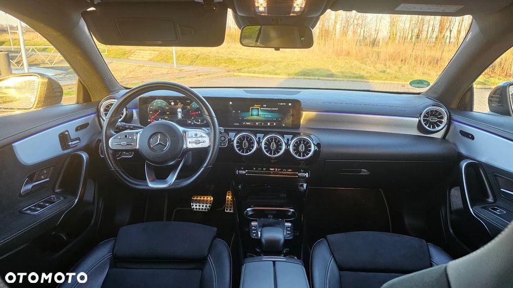 Mercedes-Benz CLA 200 d 8G-DCT Edition 2021 - 12