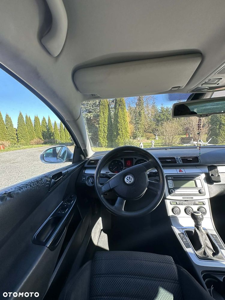 Volkswagen Passat - 6