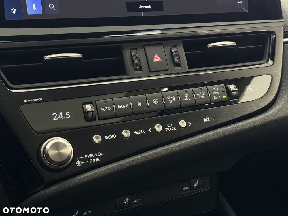 Lexus ES - 27
