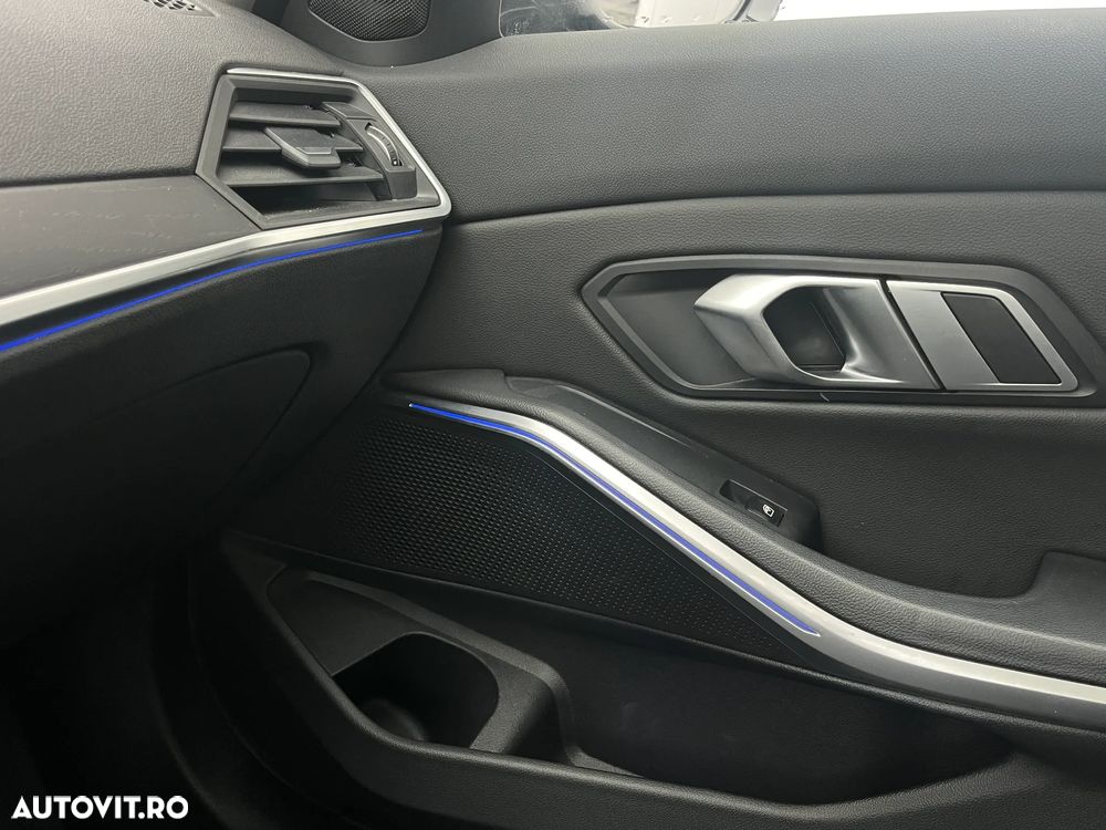 BMW Seria 3 320d xDrive AT MHEV - 15