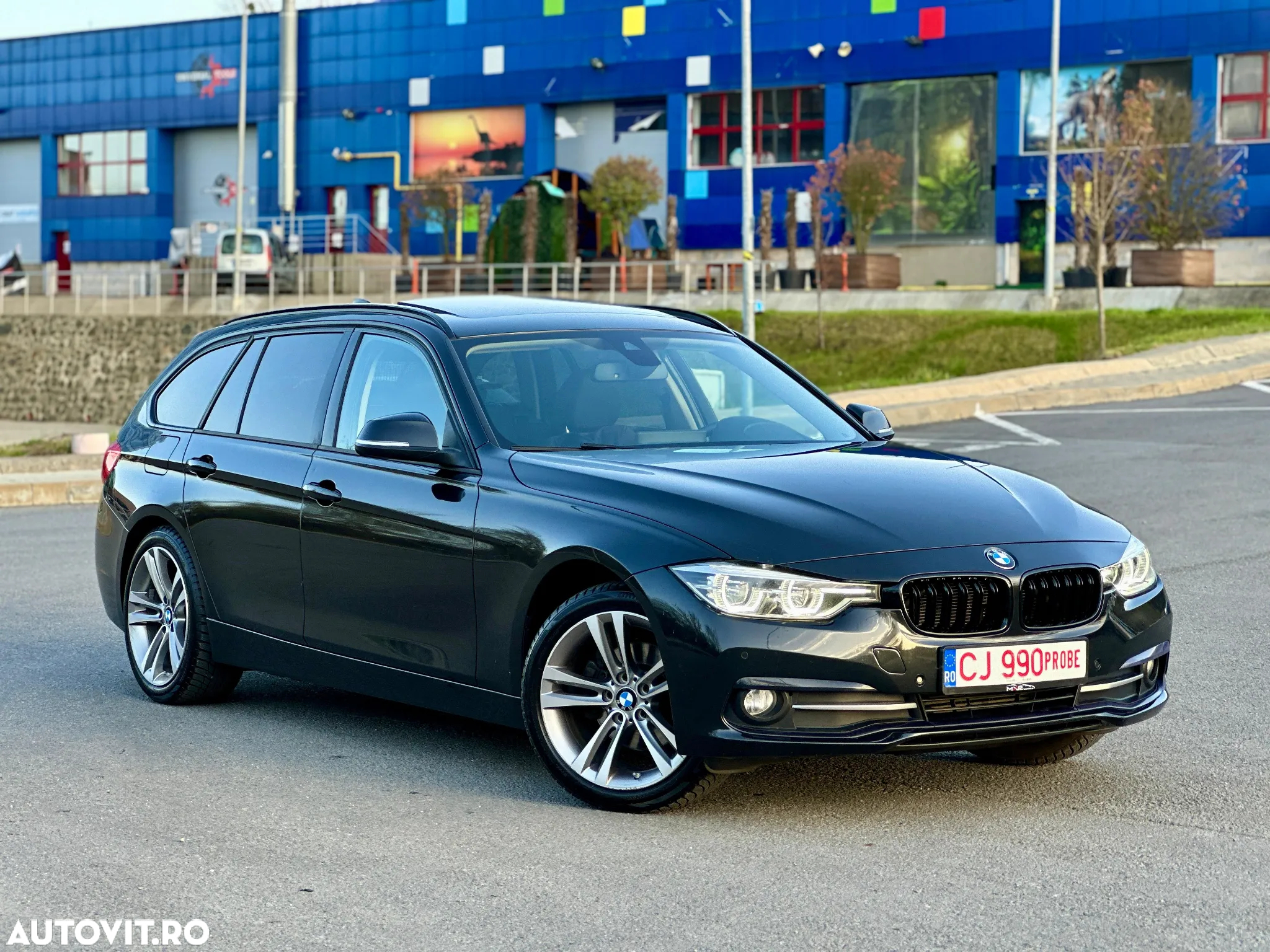 BMW Seria 3 320d Touring xDrive Aut. Sport Line - 2
