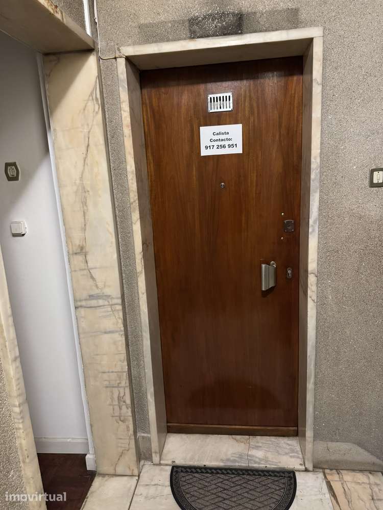 Imóvel Comercial Pronto a Habitar em Arroios - Grande imagem: 2/17