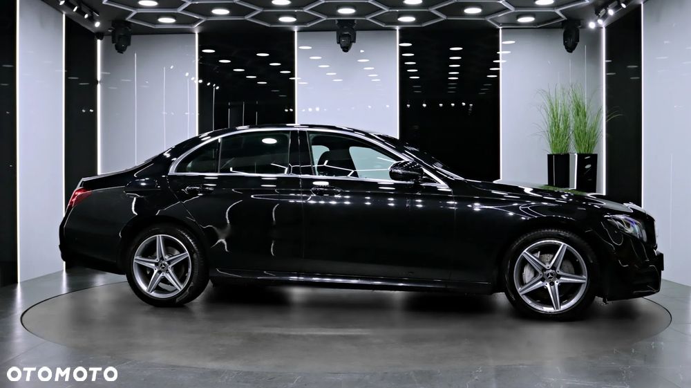 Mercedes-Benz Klasa E 220 d 4-Matic AMG - 9