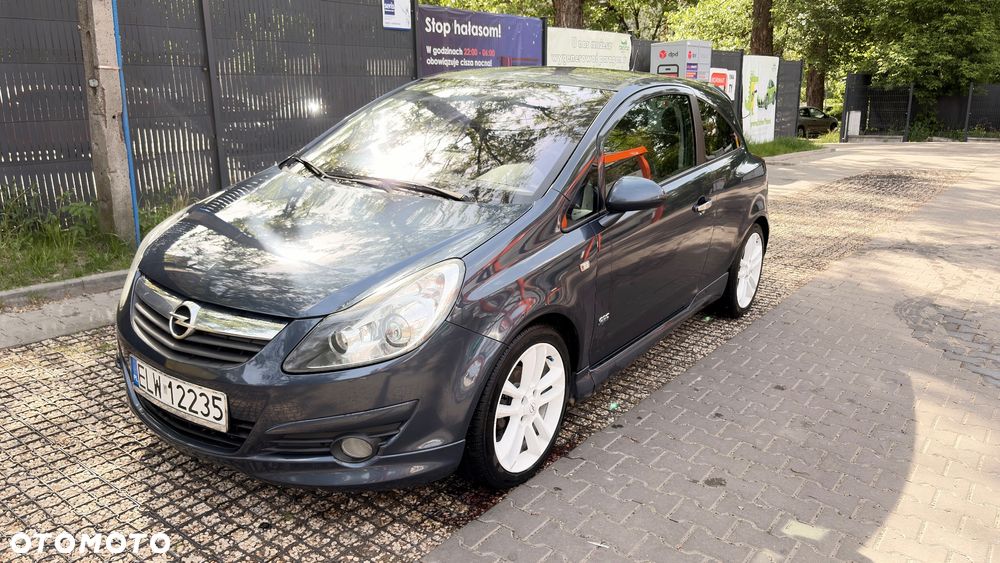 Opel Corsa 1.4 16V Sport - 1