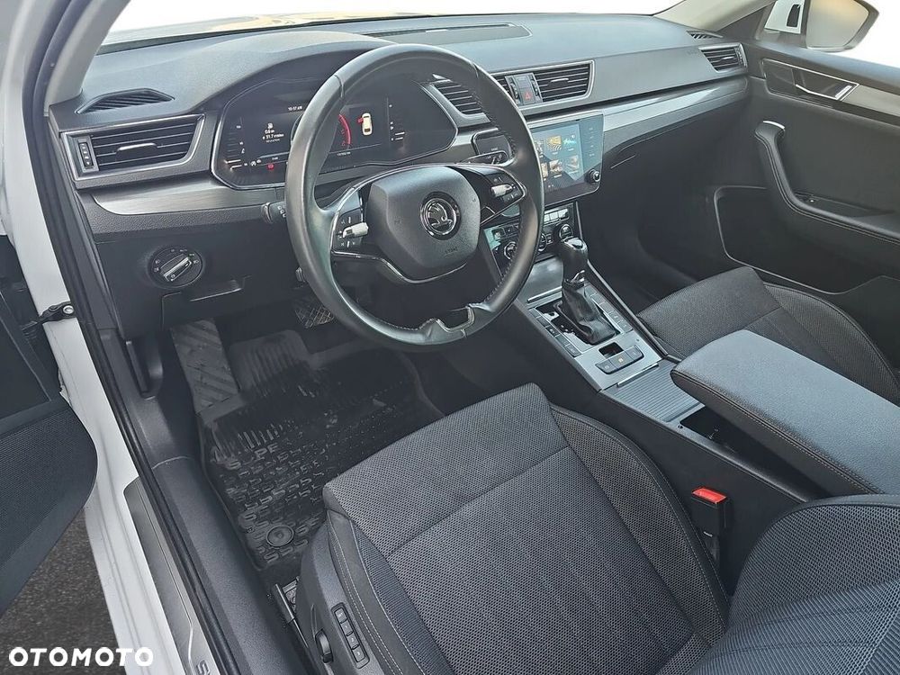 Skoda Superb 2.0 TDI SCR Style DSG - 7