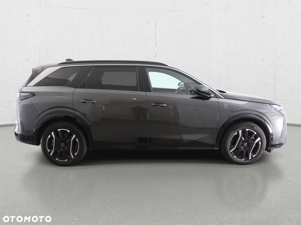 Peugeot 5008 - 8
