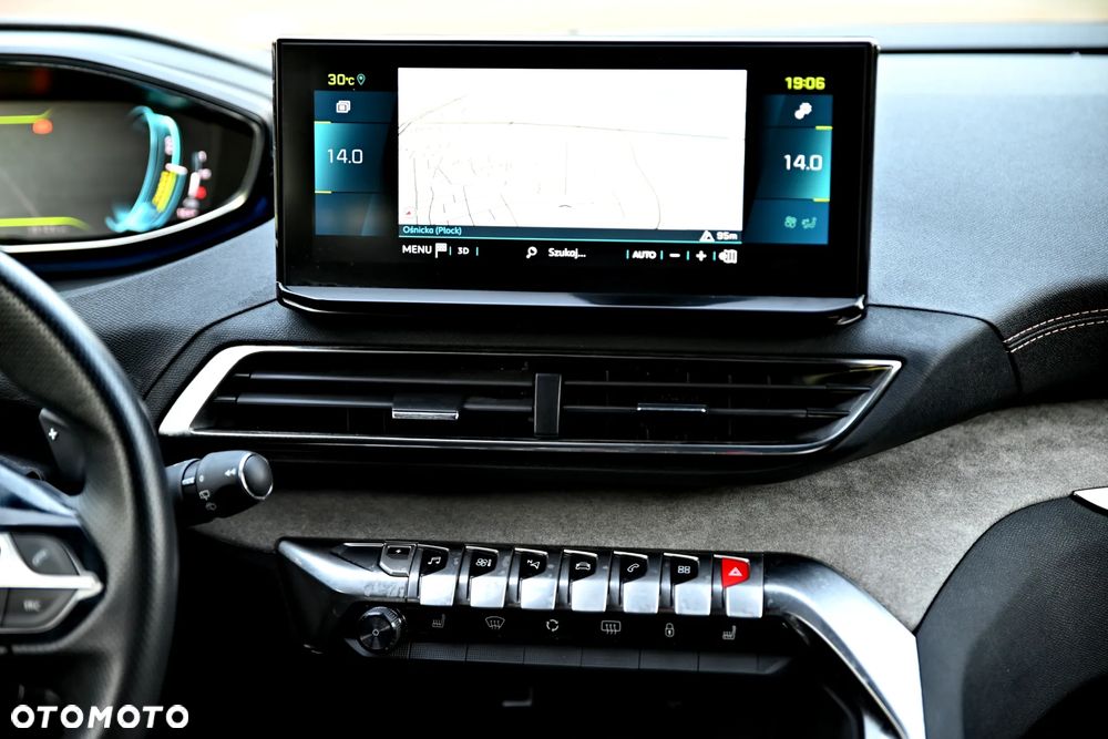 Peugeot 3008 225 e-EAT8 GT Pack - 33