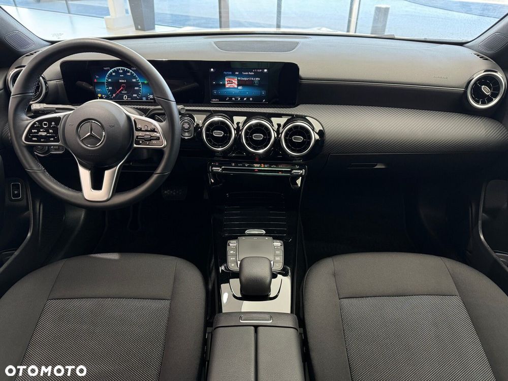 Mercedes-Benz CLA - 14