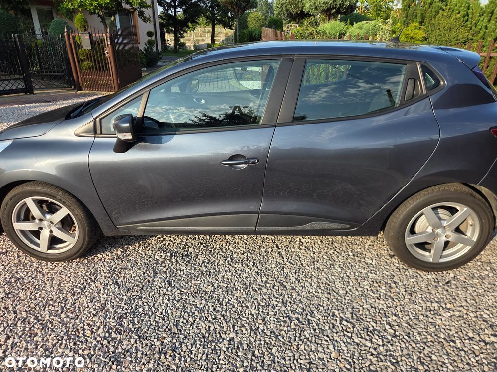 Renault Clio - 8