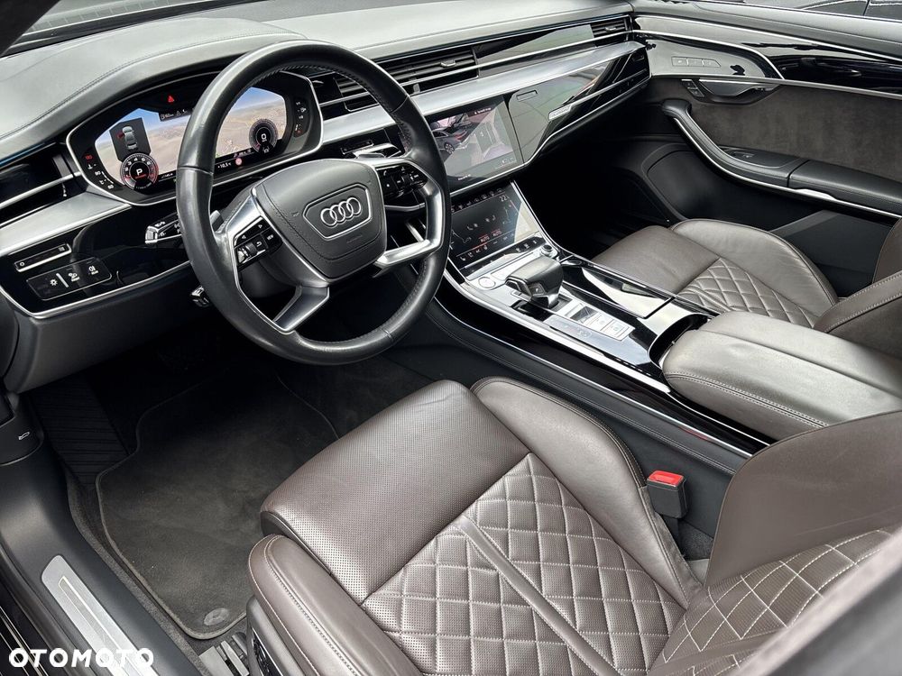 Audi A8 - 15