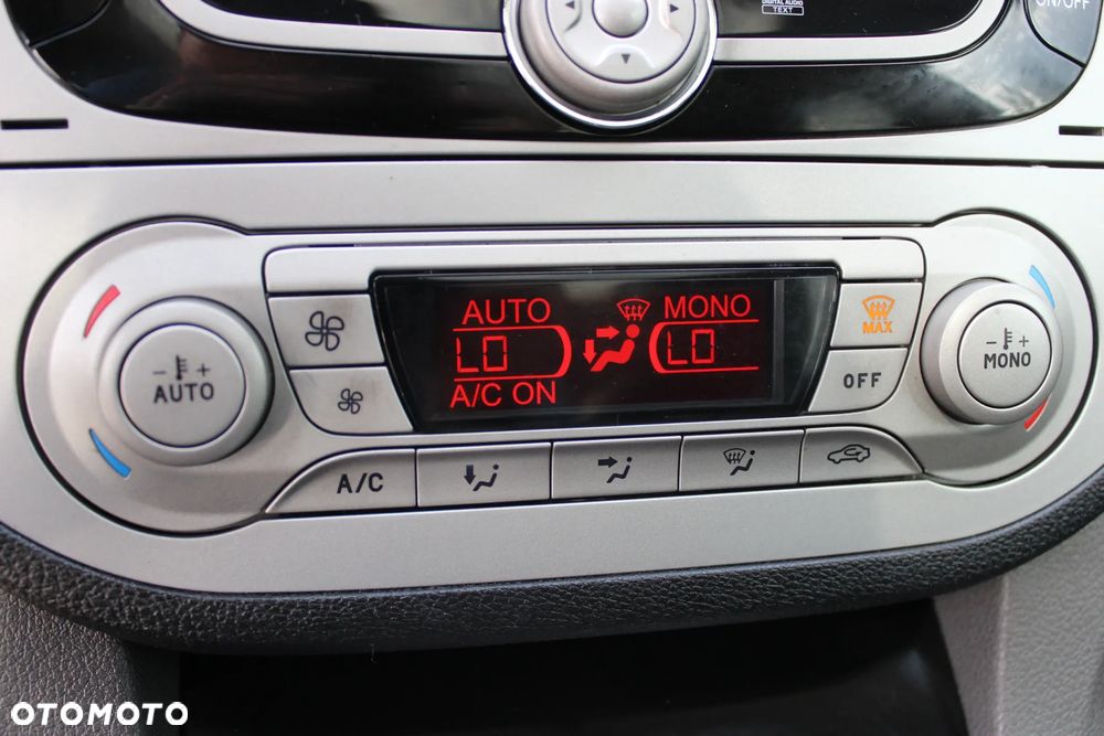 Ford Kuga 2.0 TDCi 4x4 Titanium - 30