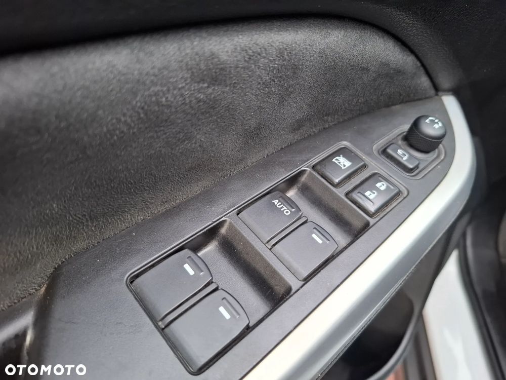 Suzuki Vitara 1.6 (4x4) Allgrip Automatik Comfort+ - 18