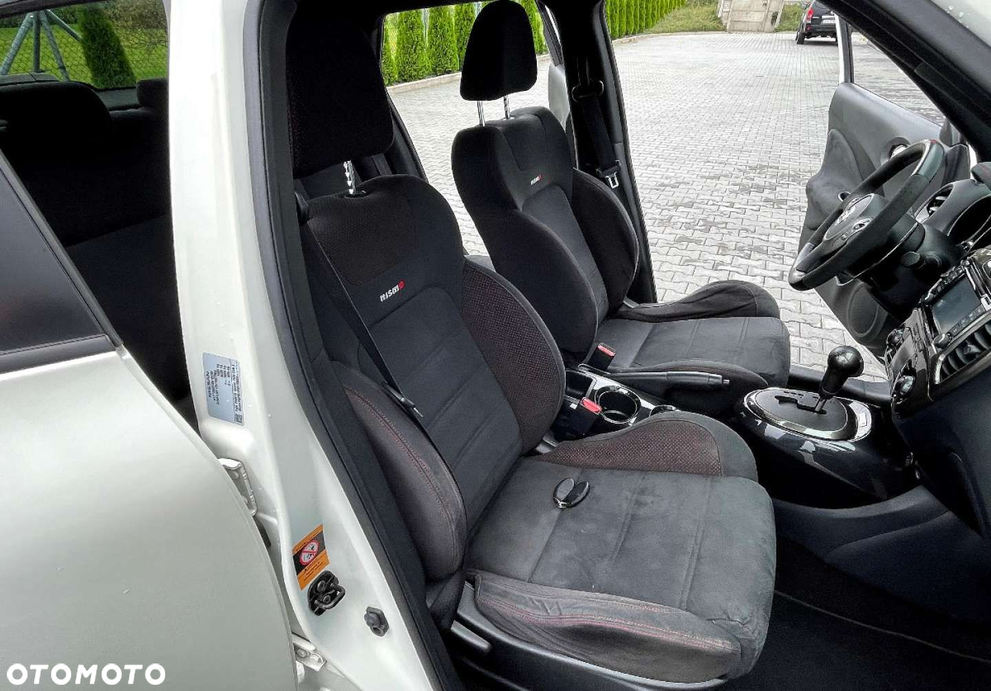 Nissan Juke 1.6 DIG-T Nismo RS 4WD Xtronic - 20