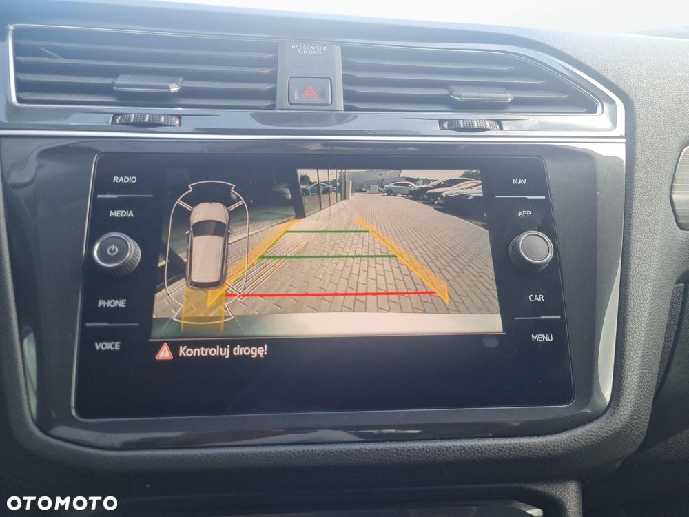 Volkswagen Tiguan Allspace 2.0 TDI 4Mot Elegance DSG - 29