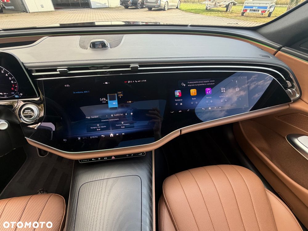 Mercedes-Benz Klasa E 400e 4Matic 9G-TRONIC - 12