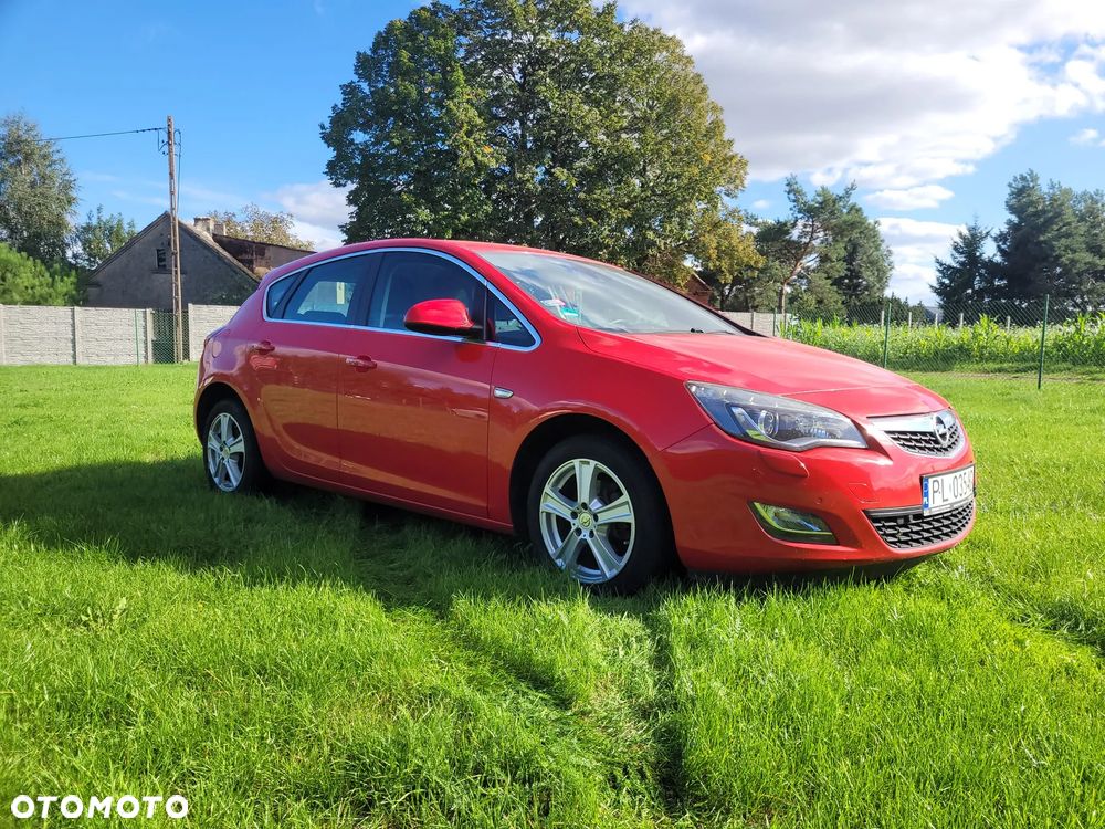 Opel Astra IV 1.4 T Sport - 12