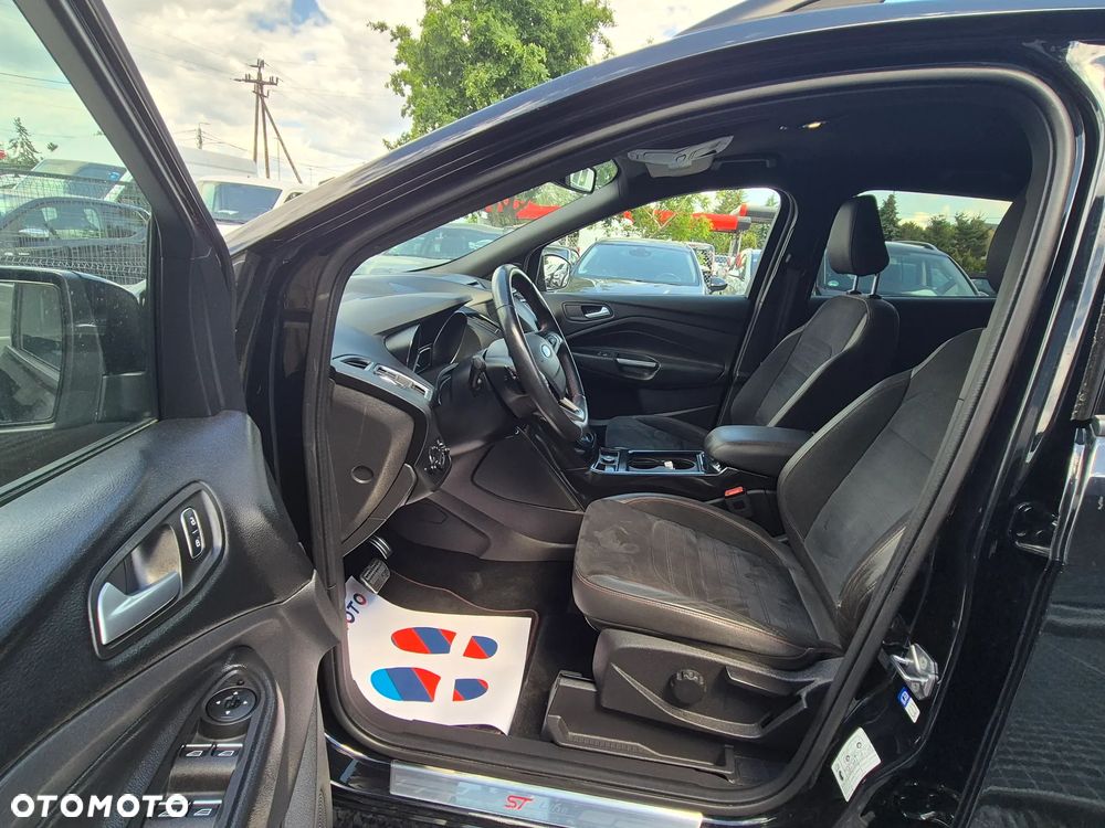 Ford Kuga 2.0 TDCi 4x4 ST-Line - 24