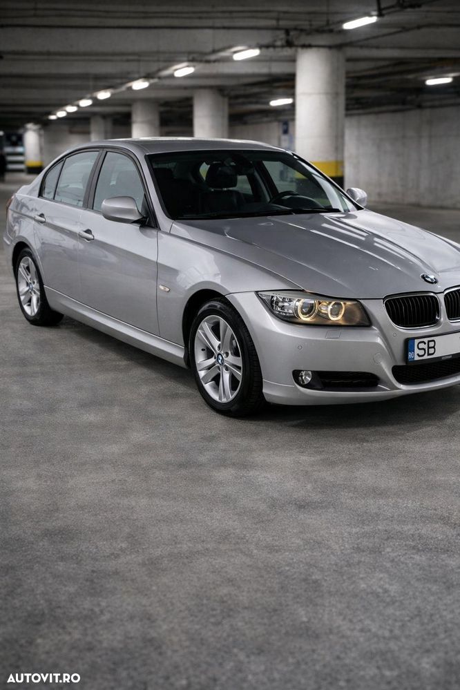 BMW Seria 3 318d - 5