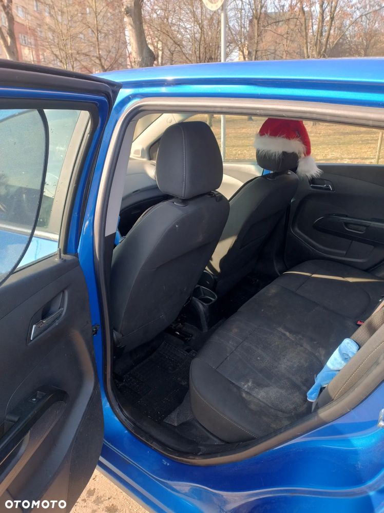 Chevrolet Aveo 1.6 LTZ - 14