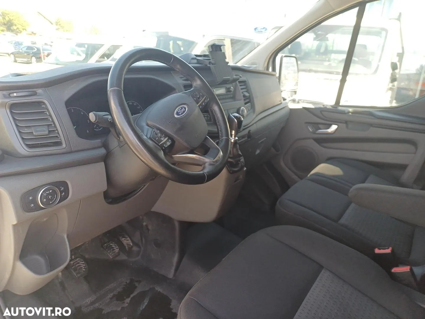 Ford Transit Custom - 11