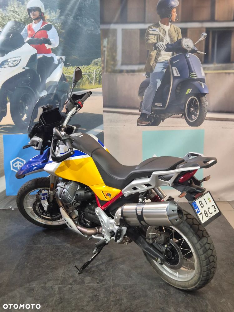 Moto Guzzi V85 - 8