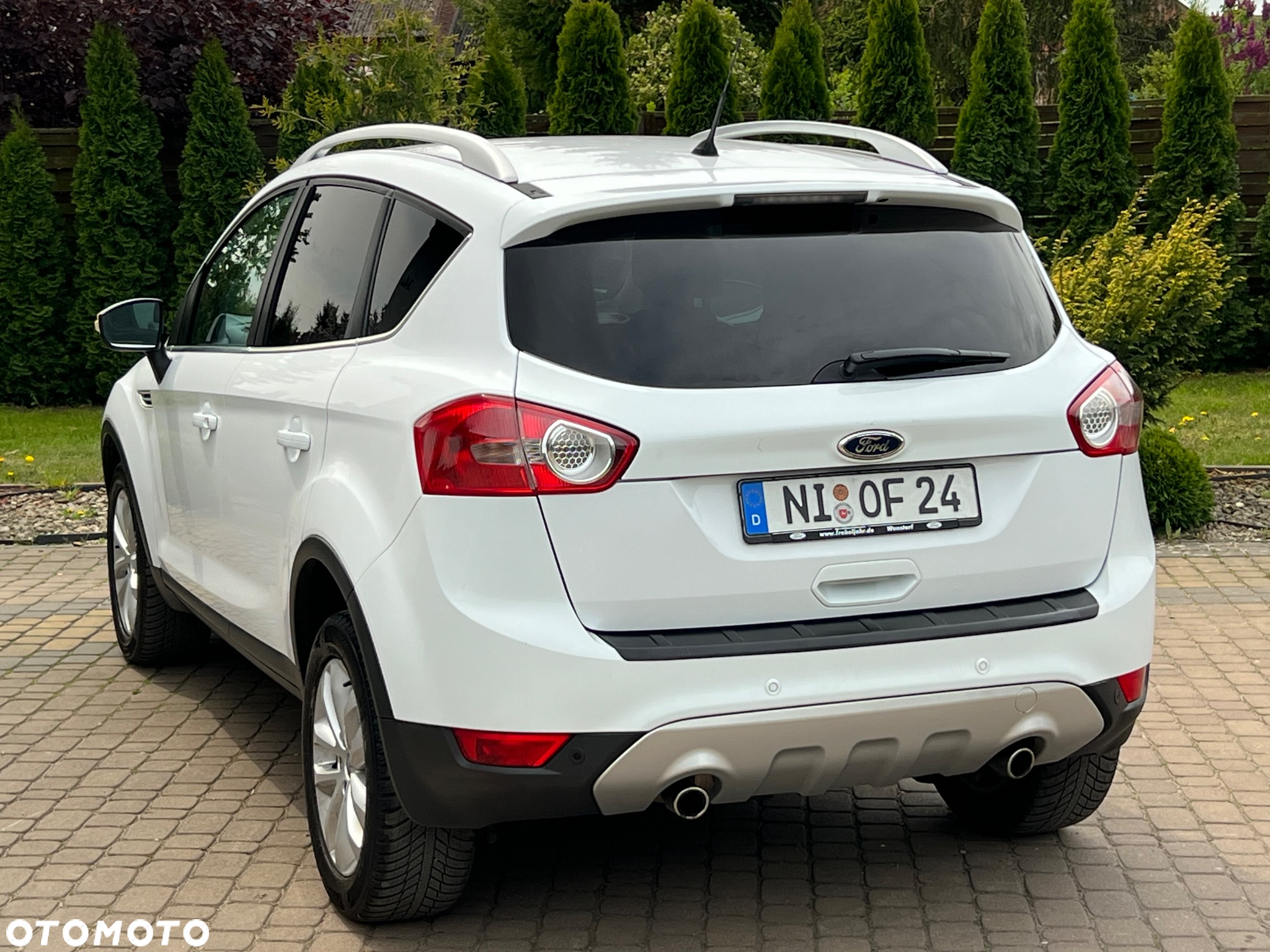 Ford Kuga 2.0 TDCi FWD Titanium - 4