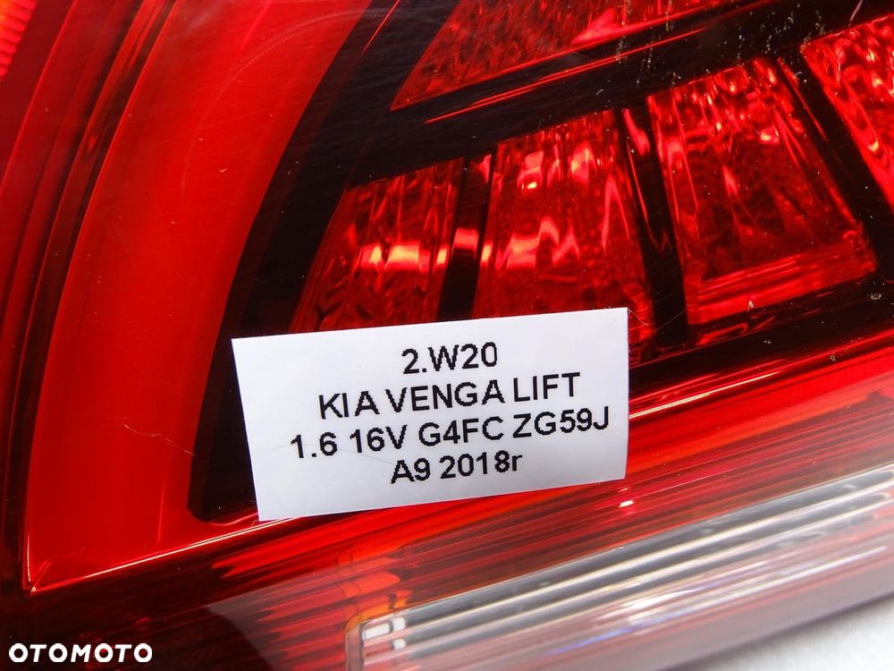 LAMPA PRAWA PRAWY TYŁ TYLNA W KLAPE LED 92406-1P200 KIA VENGA LIFT - 9