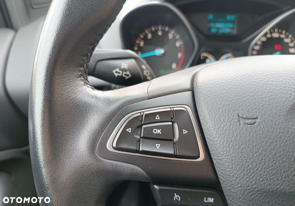 Ford Kuga - 27