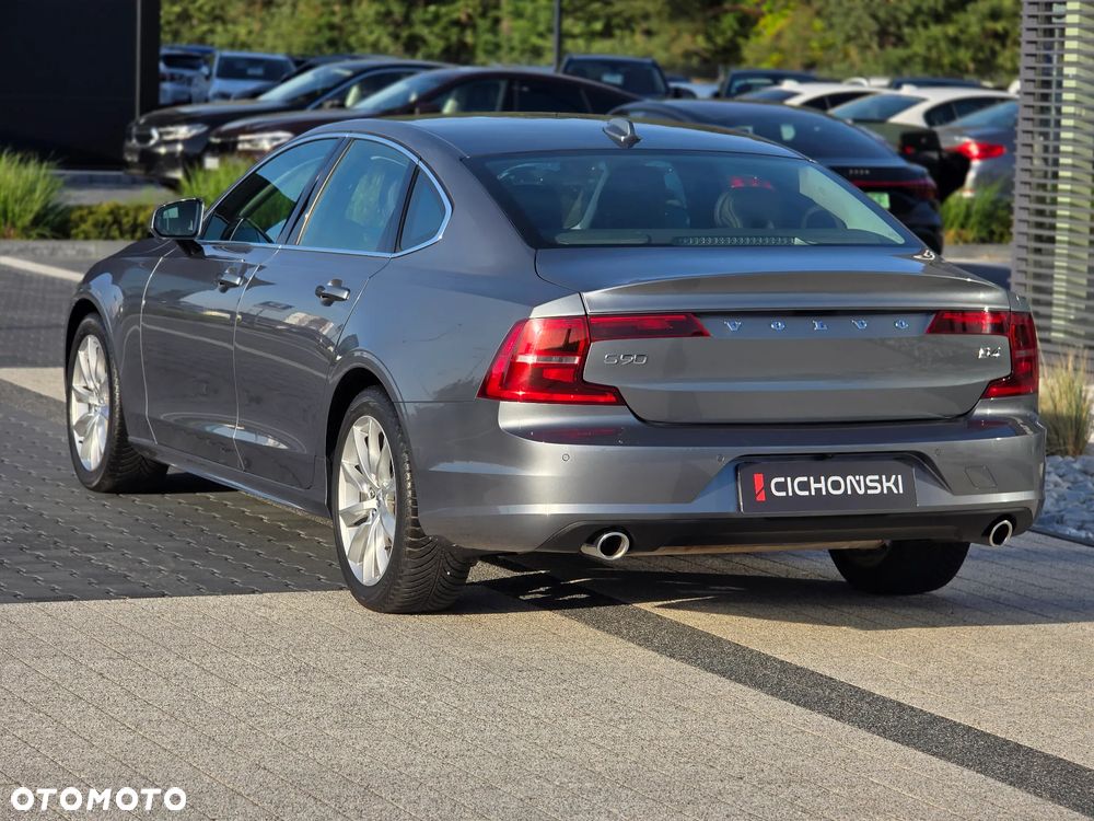 Volvo S90 D4 SCR Momentum Pro - 9