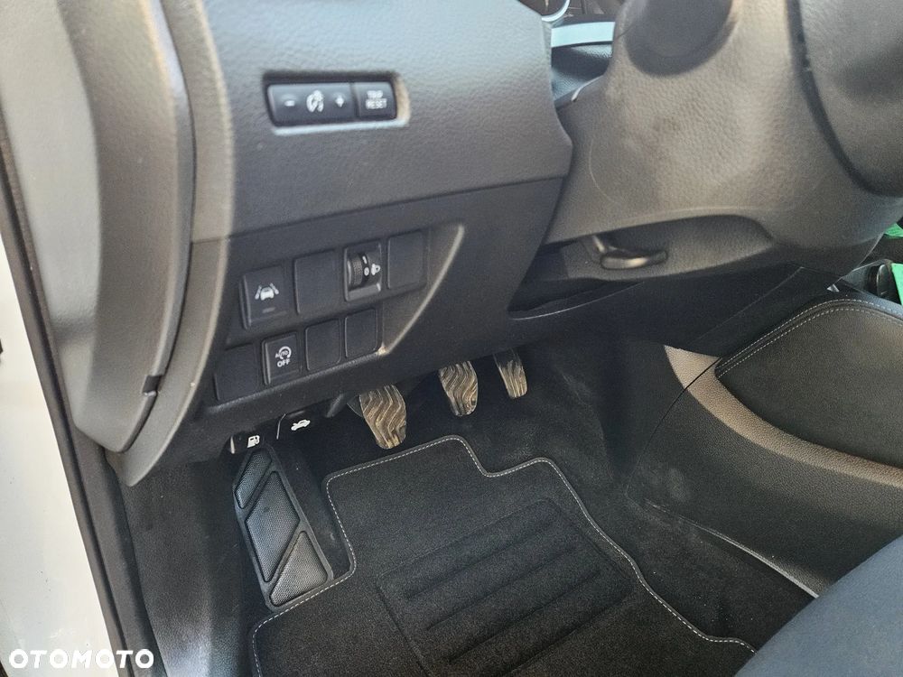 Nissan Qashqai - 10