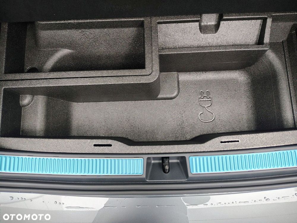 Volkswagen Passat - 9