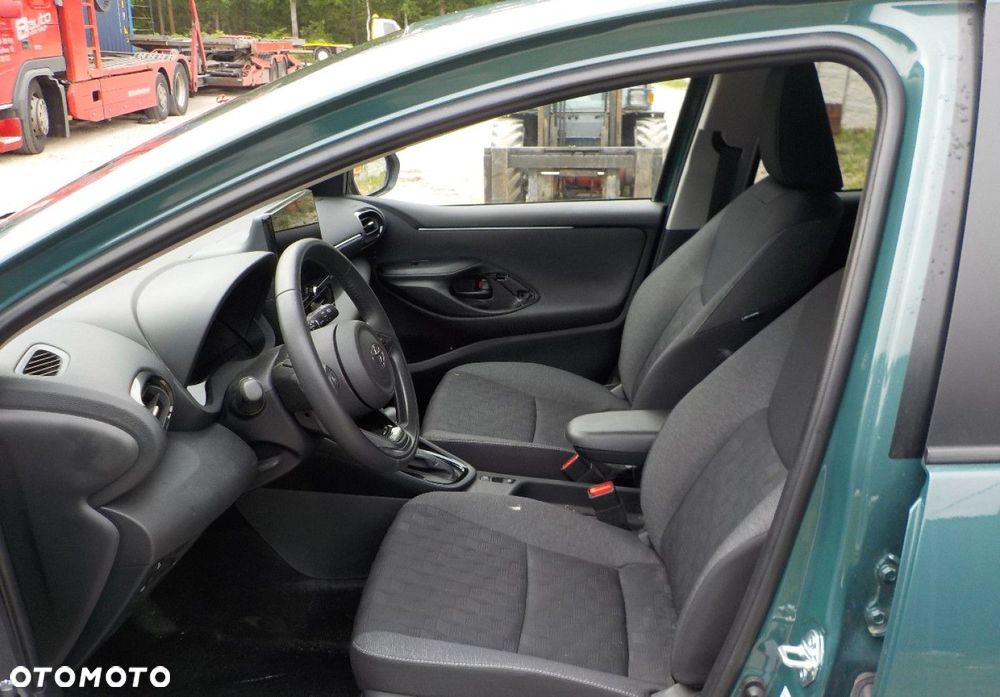 Toyota Yaris - 21