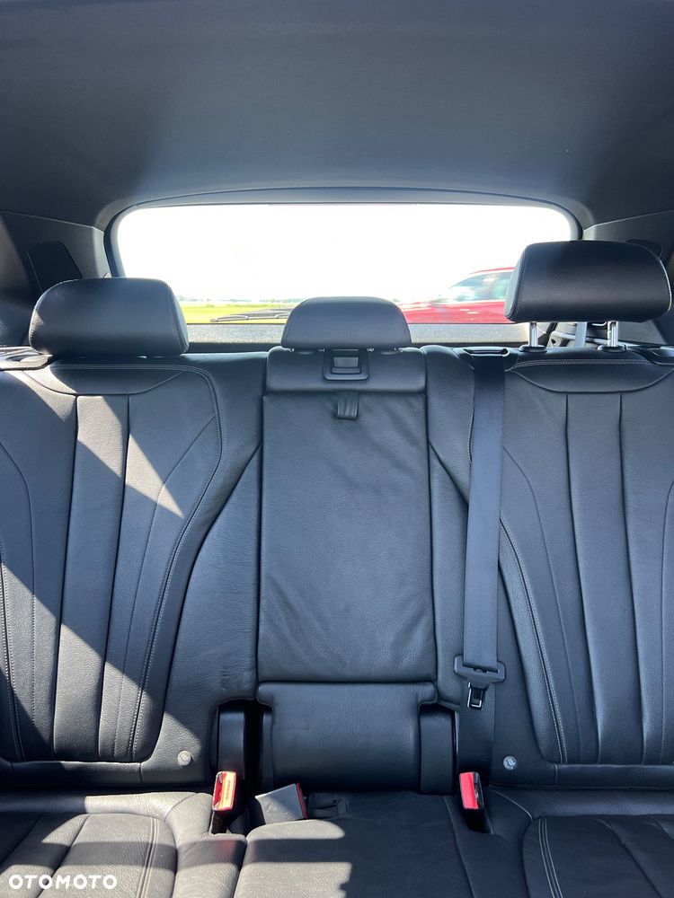 BMW X5 xDrive35i - 17