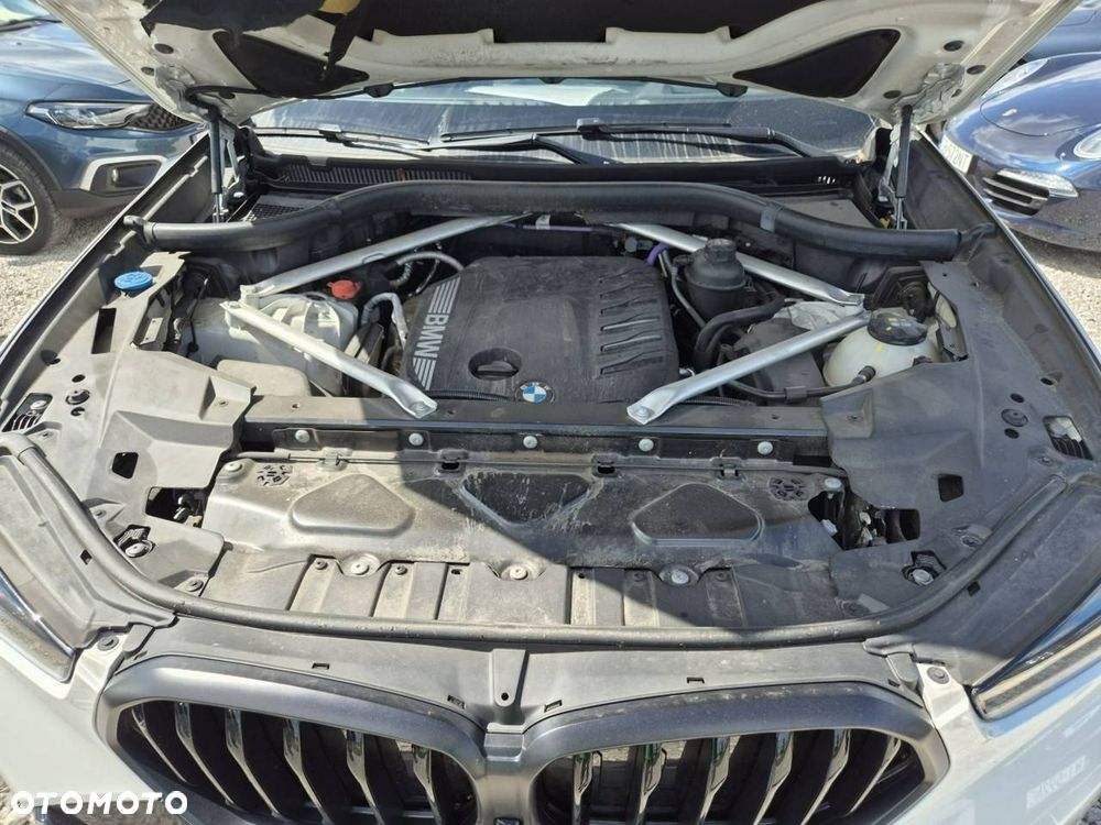 BMW X6 - 21